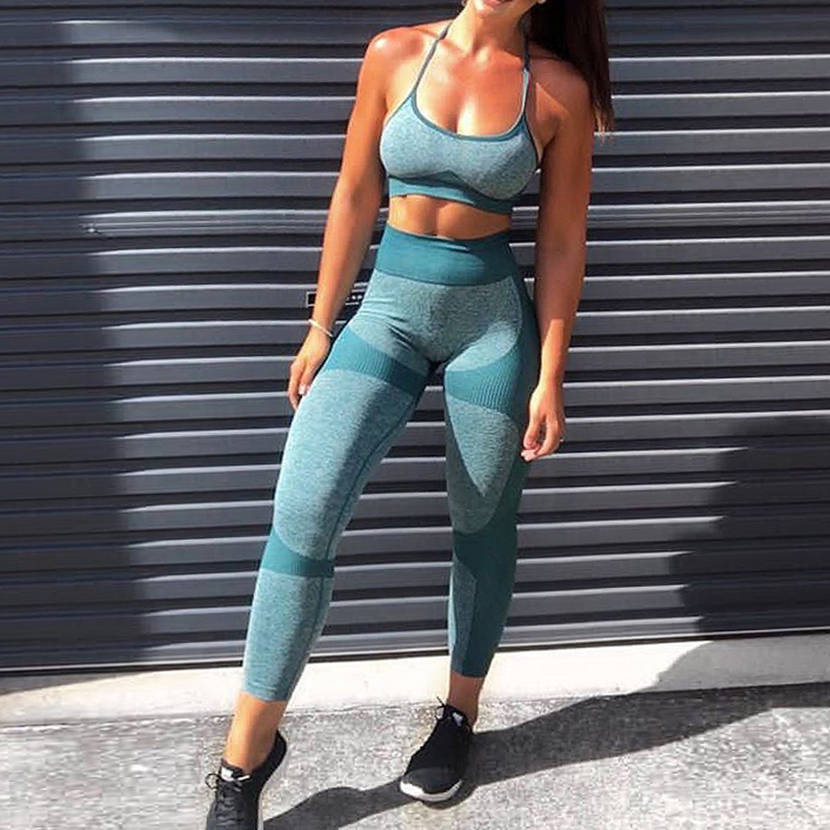 Color Block Strappy Crop Top 2 Piece Yoga Sports Fitness Suit - worthtryit.com