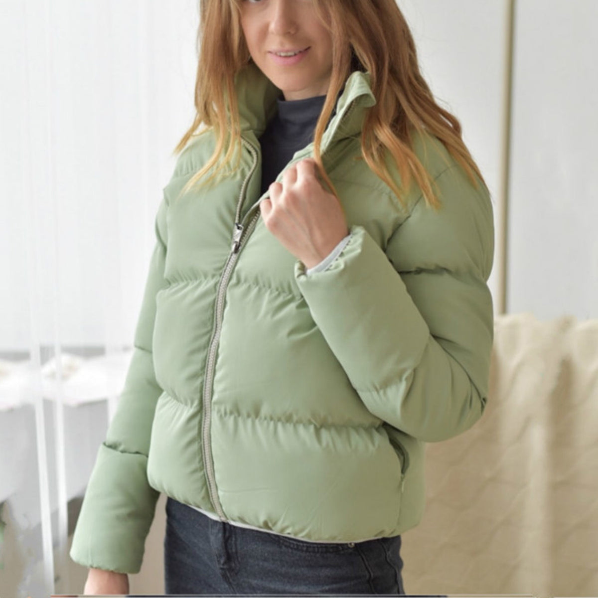Stand Up Puffer Short Jacket - worthtryit.com