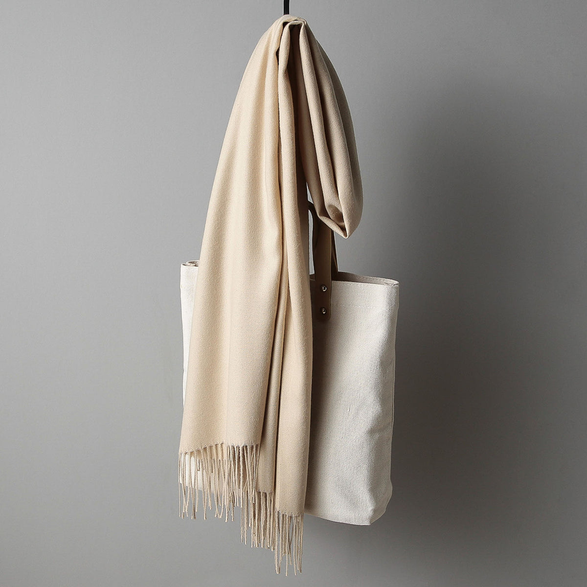Solid Color Tassel Scarf - worthtryit.com