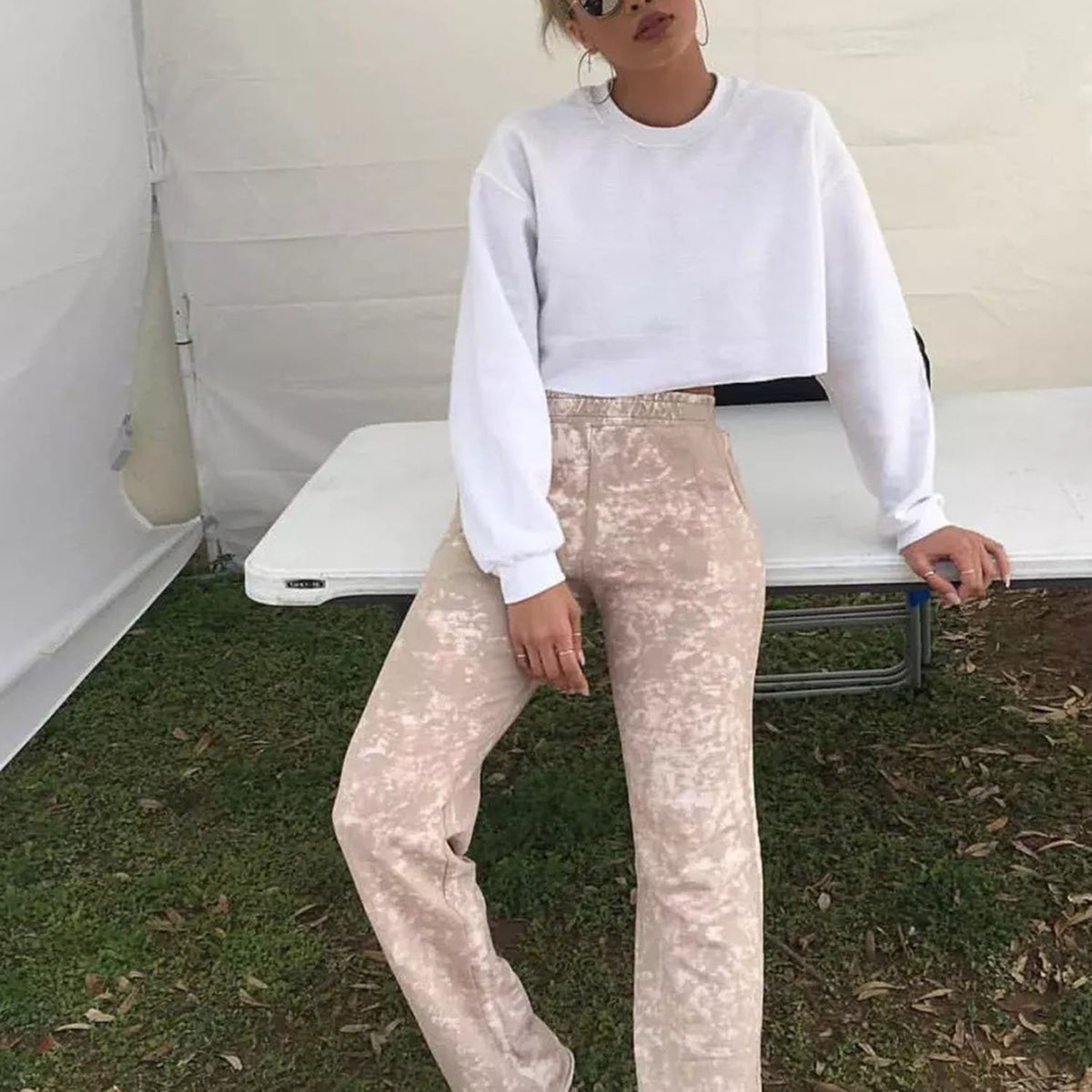 Classic Round Neck Short Sweatshirt