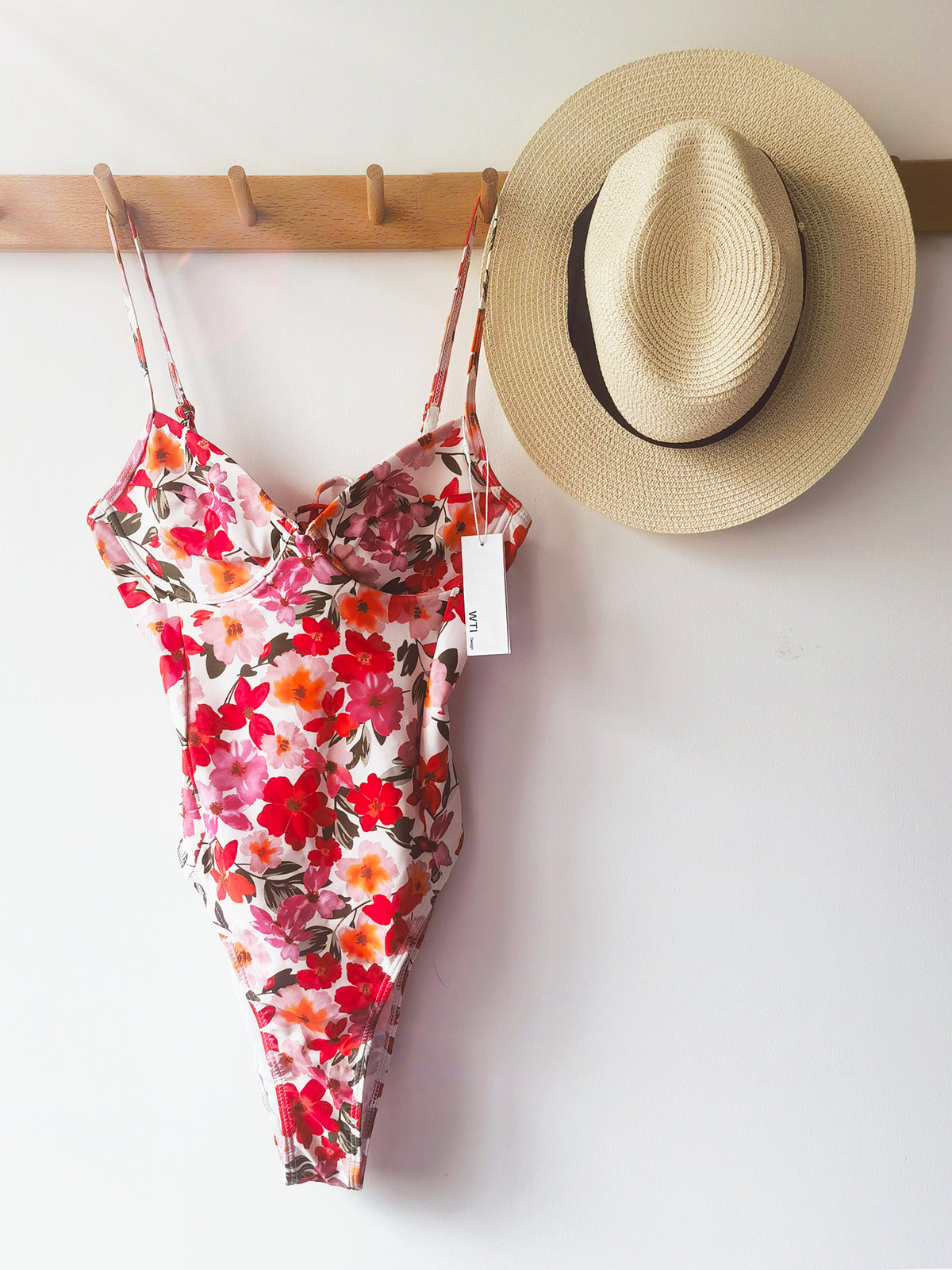 Floral Underwire One Piece Swimsuit