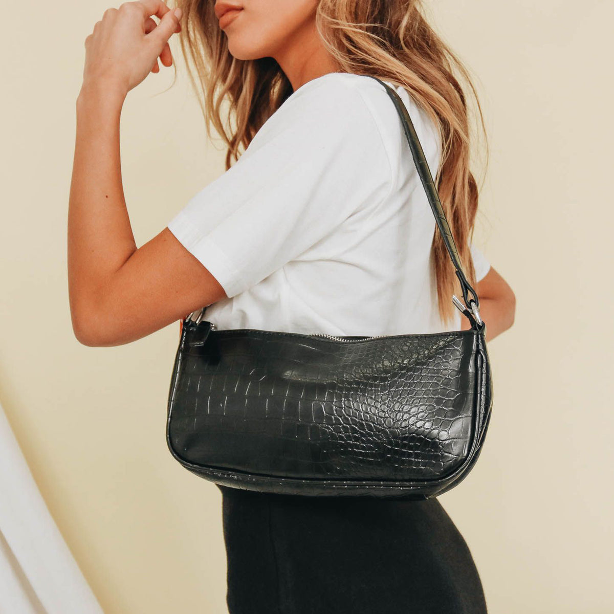 Vintage Leather Rachel Bag - worthtryit.com