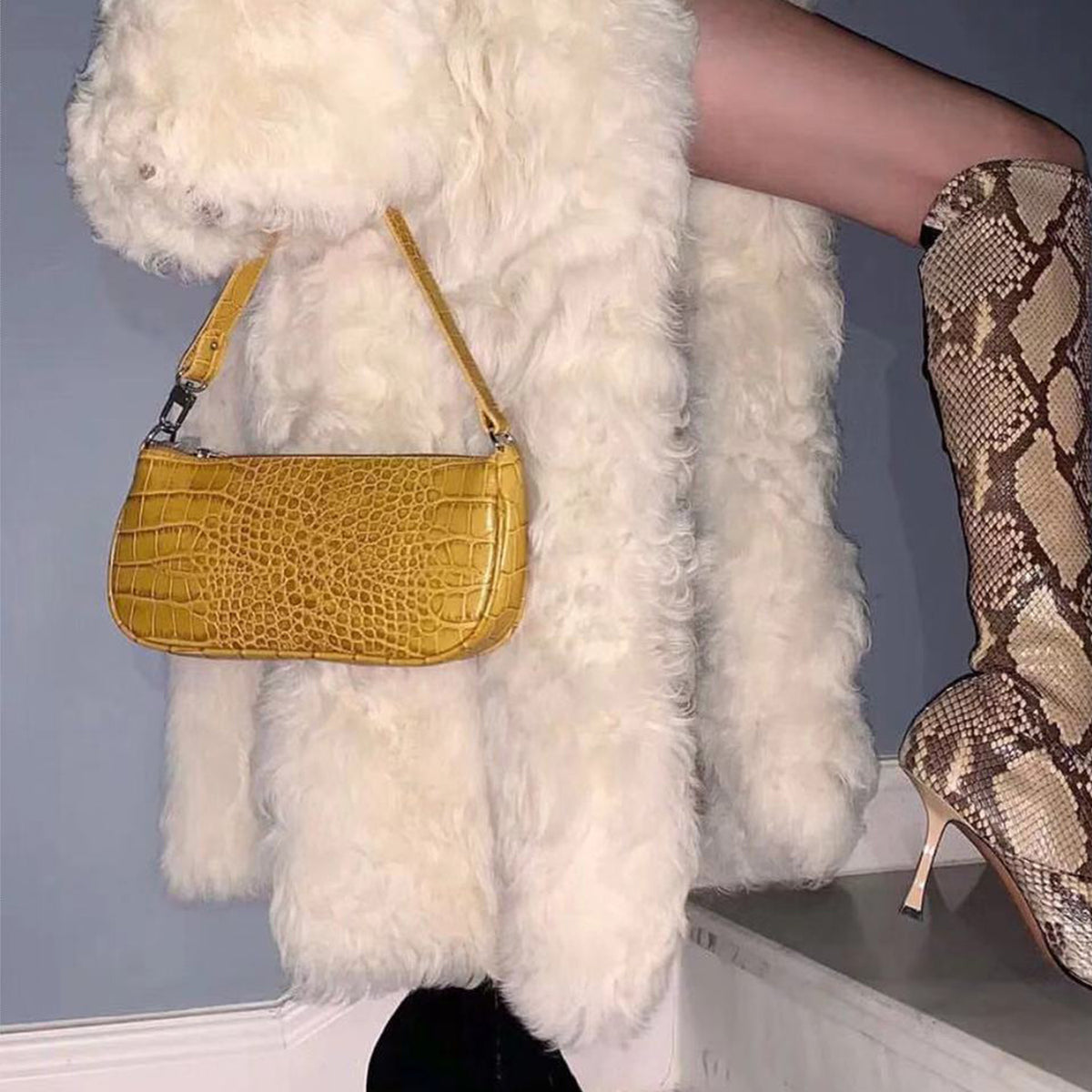 Vintage Leather Rachel Bag - worthtryit.com