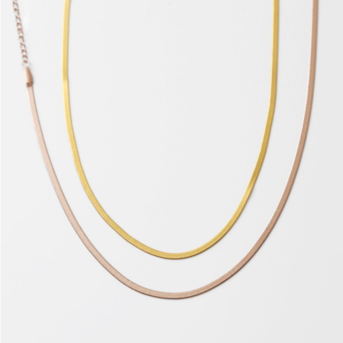 Vintage 14K Gold Snake Bone Necklace - worthtryit.com