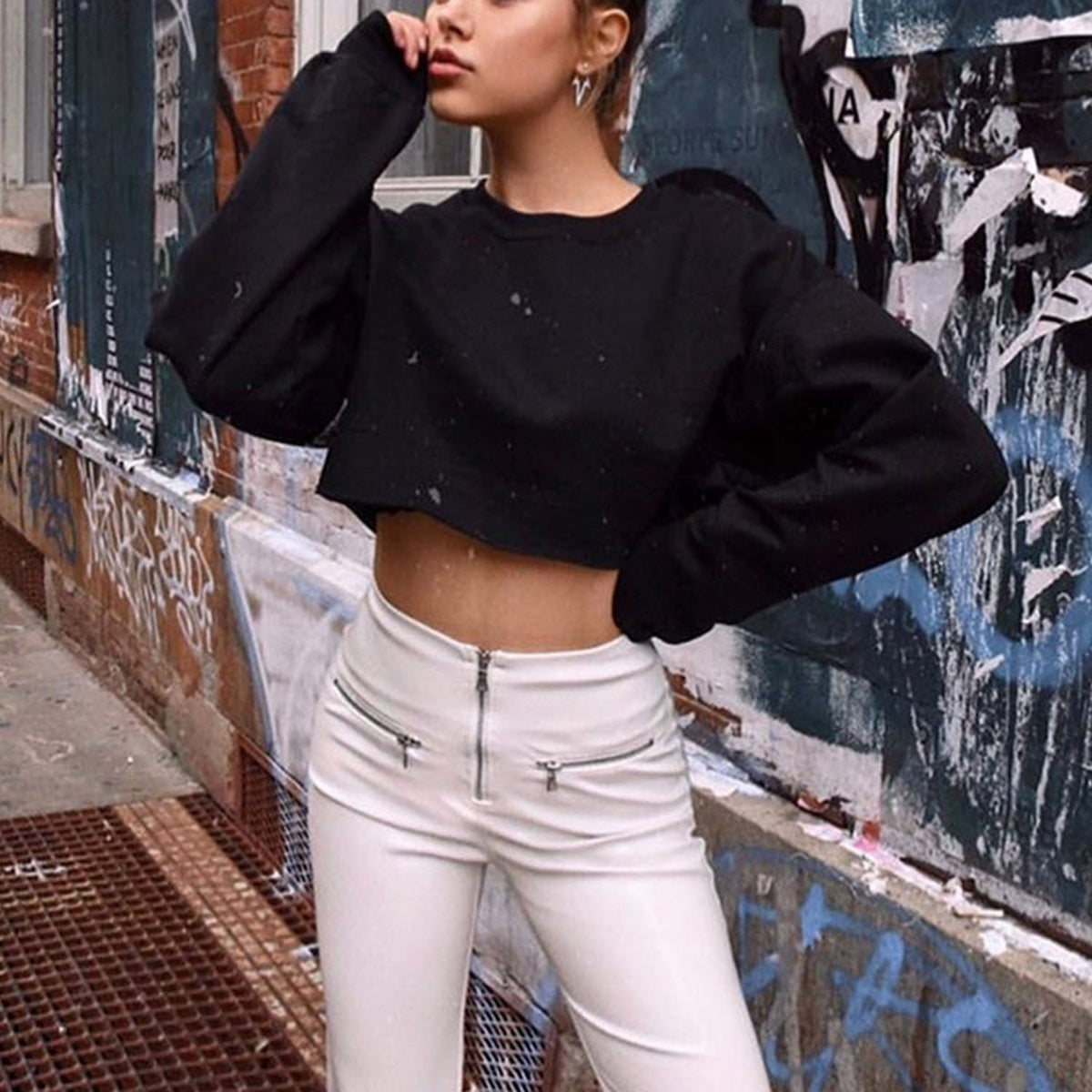 Classic Round Neck Short Sweatshirt